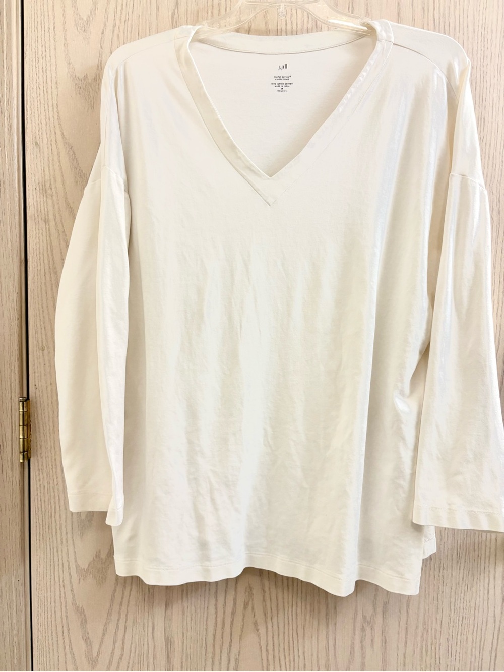 J. Jill Relaxed V-Neck Long Sleeve Top with 3/4 Sleeves in Off-White